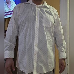 Stafford Fitted White Dress Shirt with Blue Dots